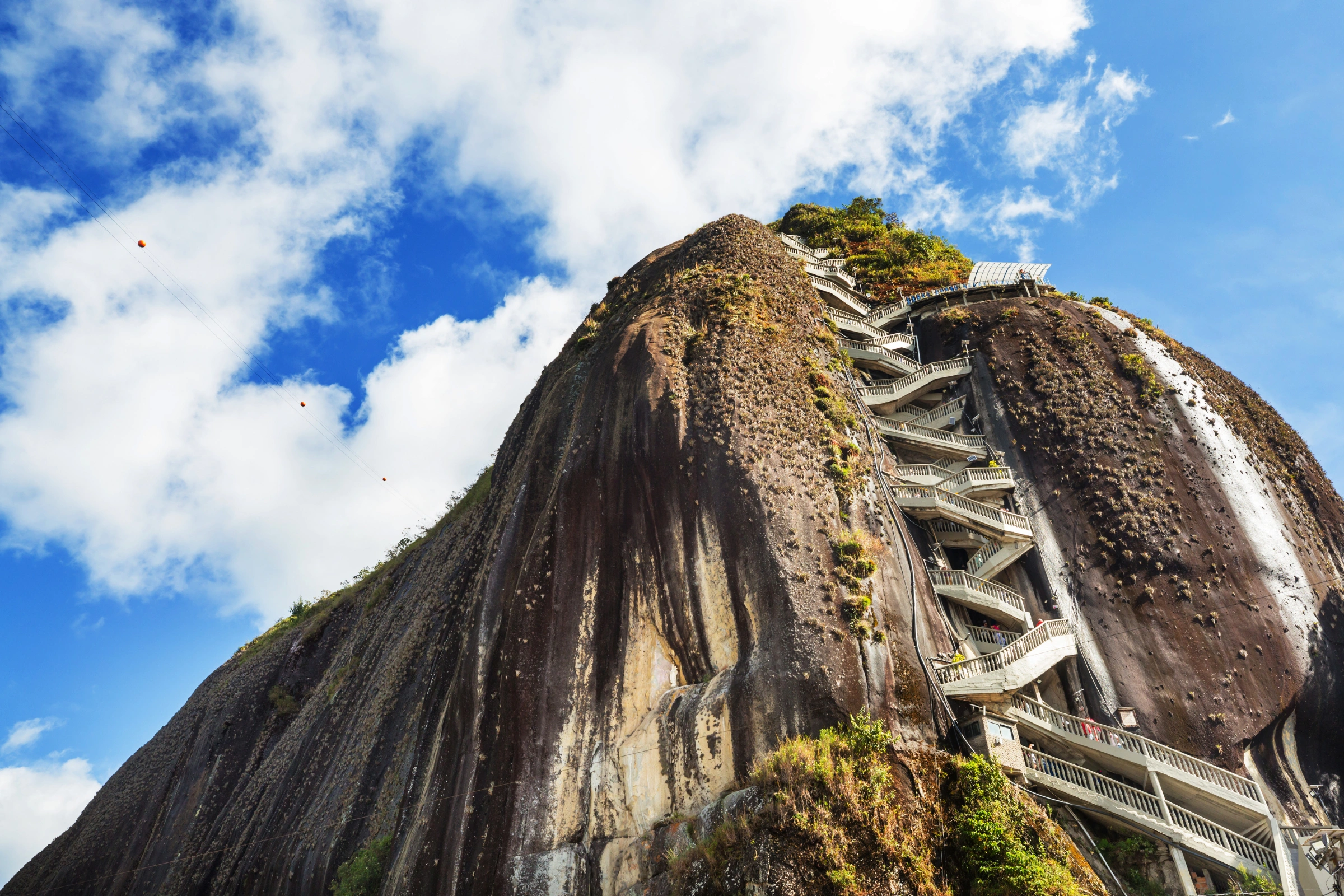 Guatape[1].webp